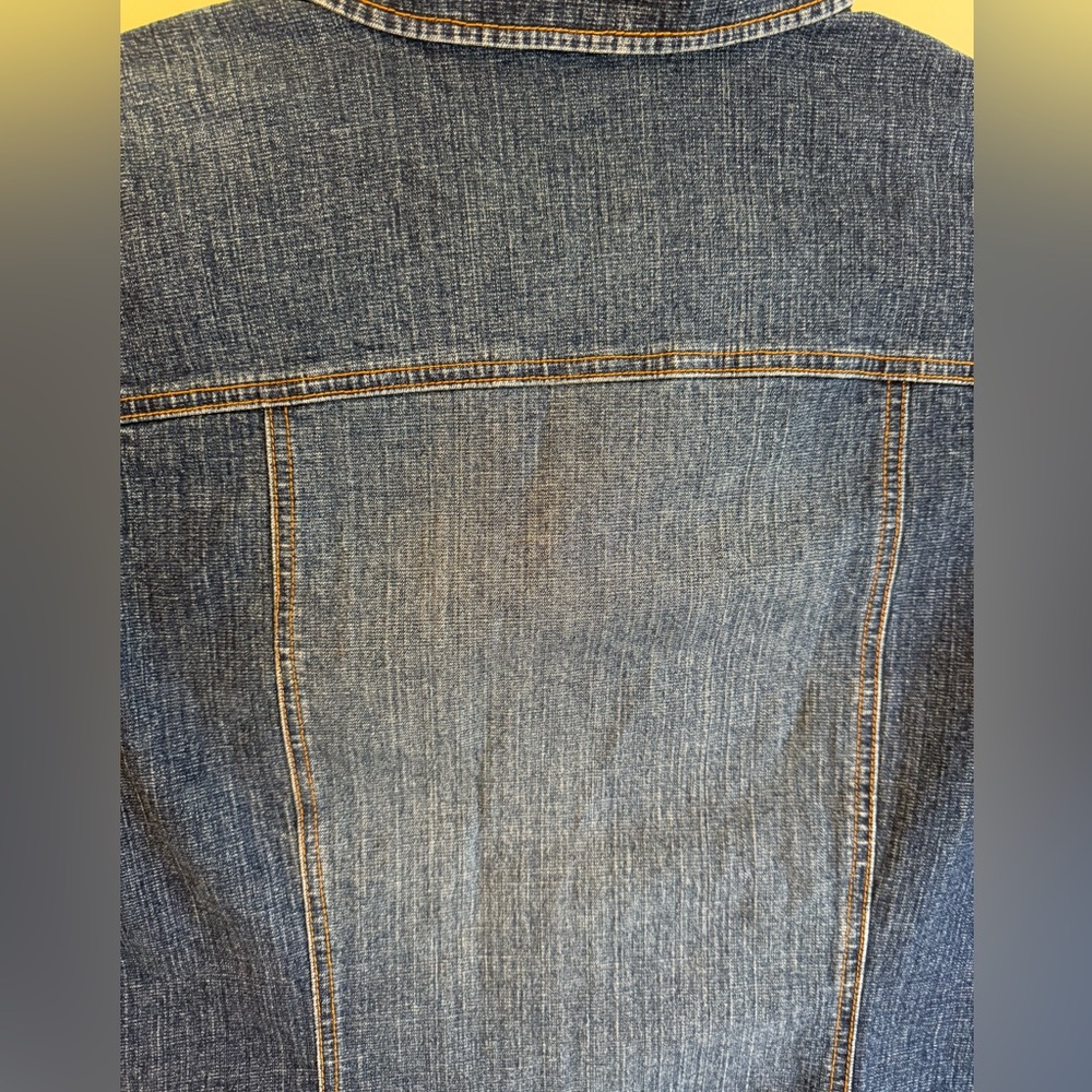 Chico's Classic Blue Denim Vest *GREAT USED CONDITION* - Picture 8 of 9